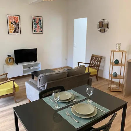 Cocon De Charme Centre Medieval Apartment